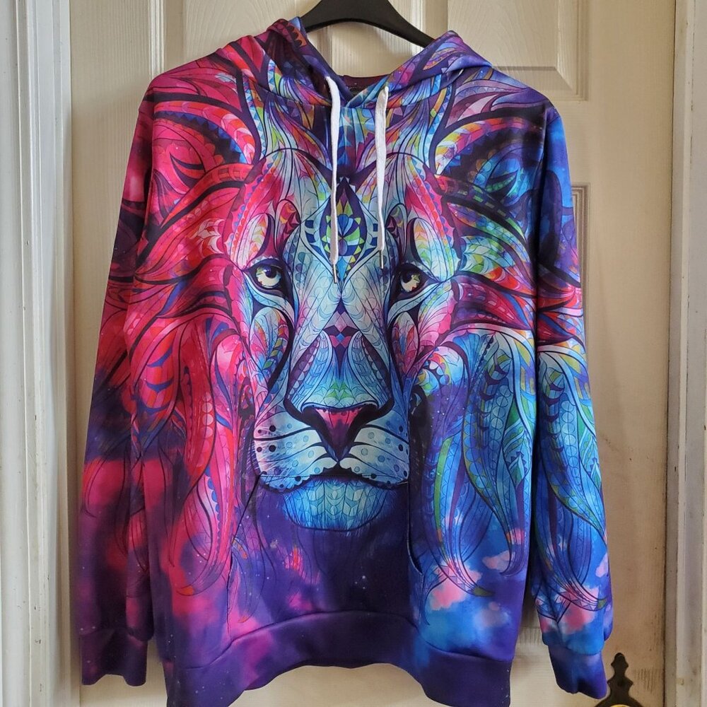 NWOT Lion Hooded Sweatshirt 2XL Outstanding Boho Rainbow Graphics Back & Front
